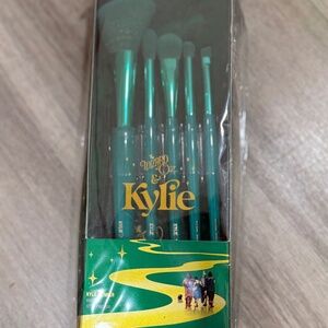 Wizard of Oz x Kylie brush set Limited Edition